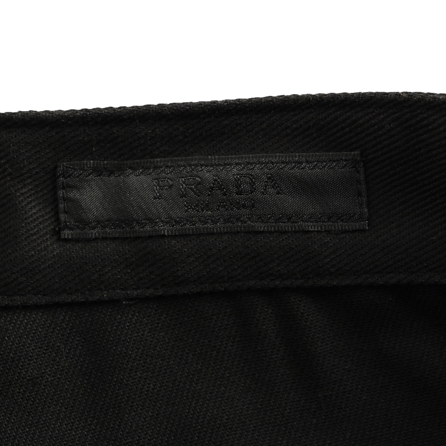 Prada 25ss pocket triangle logo cargo shorts