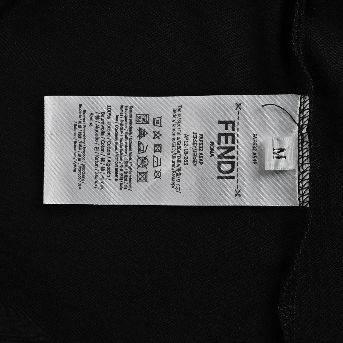 Fendi 24ss Pokémon co-branded Charmander print short sleeves