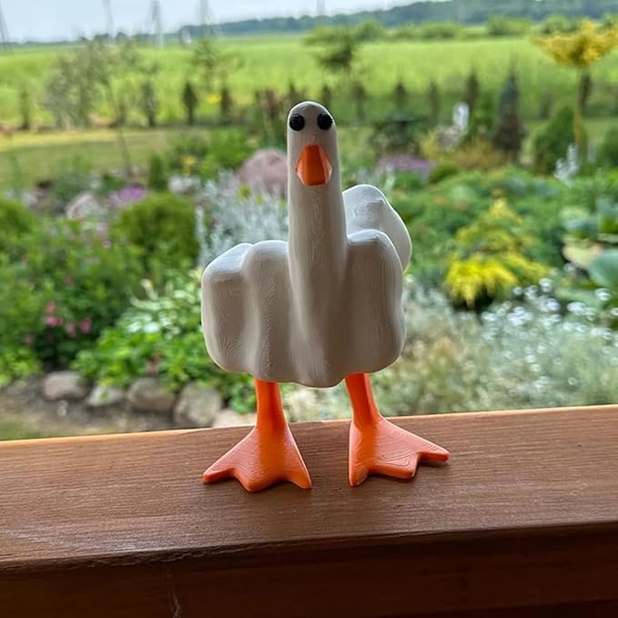 🦆🦆Creative Middle Finger Duck Decoration