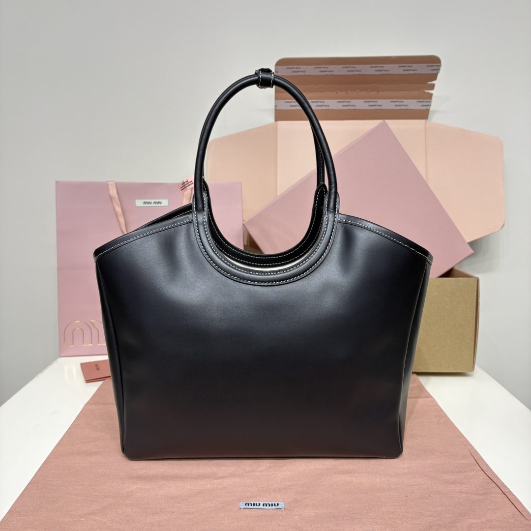 Miu Miu hobo tote underarm bag 5BG287