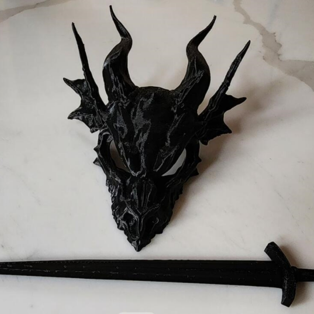 👍2024 New Arrival- 50% OFF💥Dragon Hair Piece with Sword