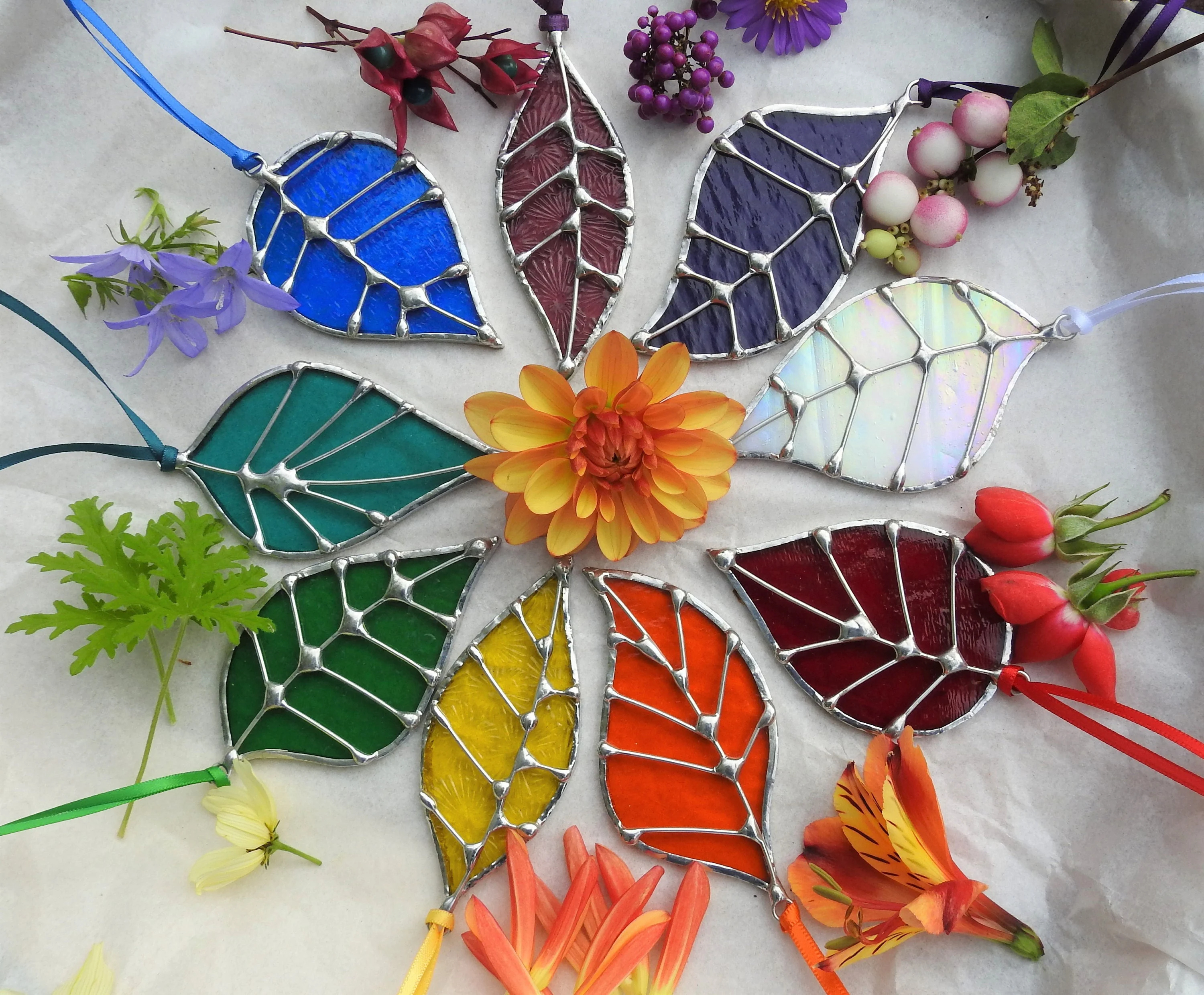 Stained Glass Leaf Sun Catcher – Nature’s Color, Captured in Glass