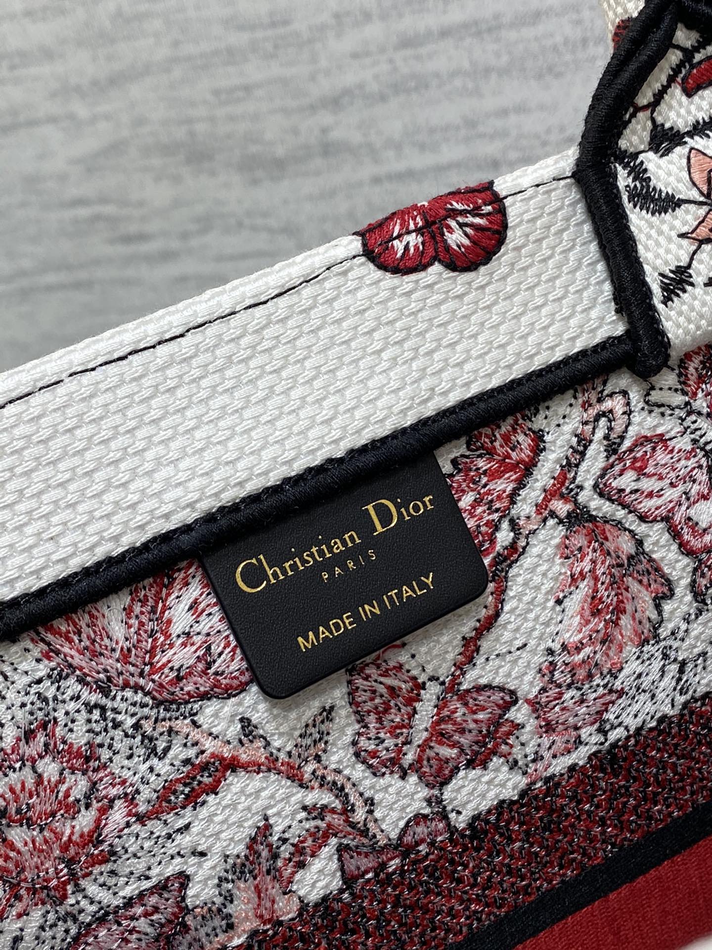 Dior Tote New Year Love Series Medium Handbag