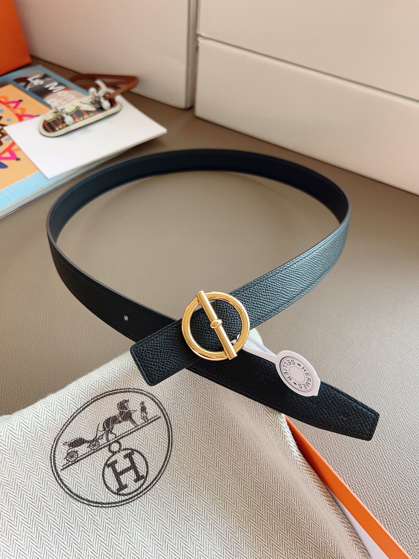 Hermès 2025 New Women's Double-Sided Belt 2.4cm Width