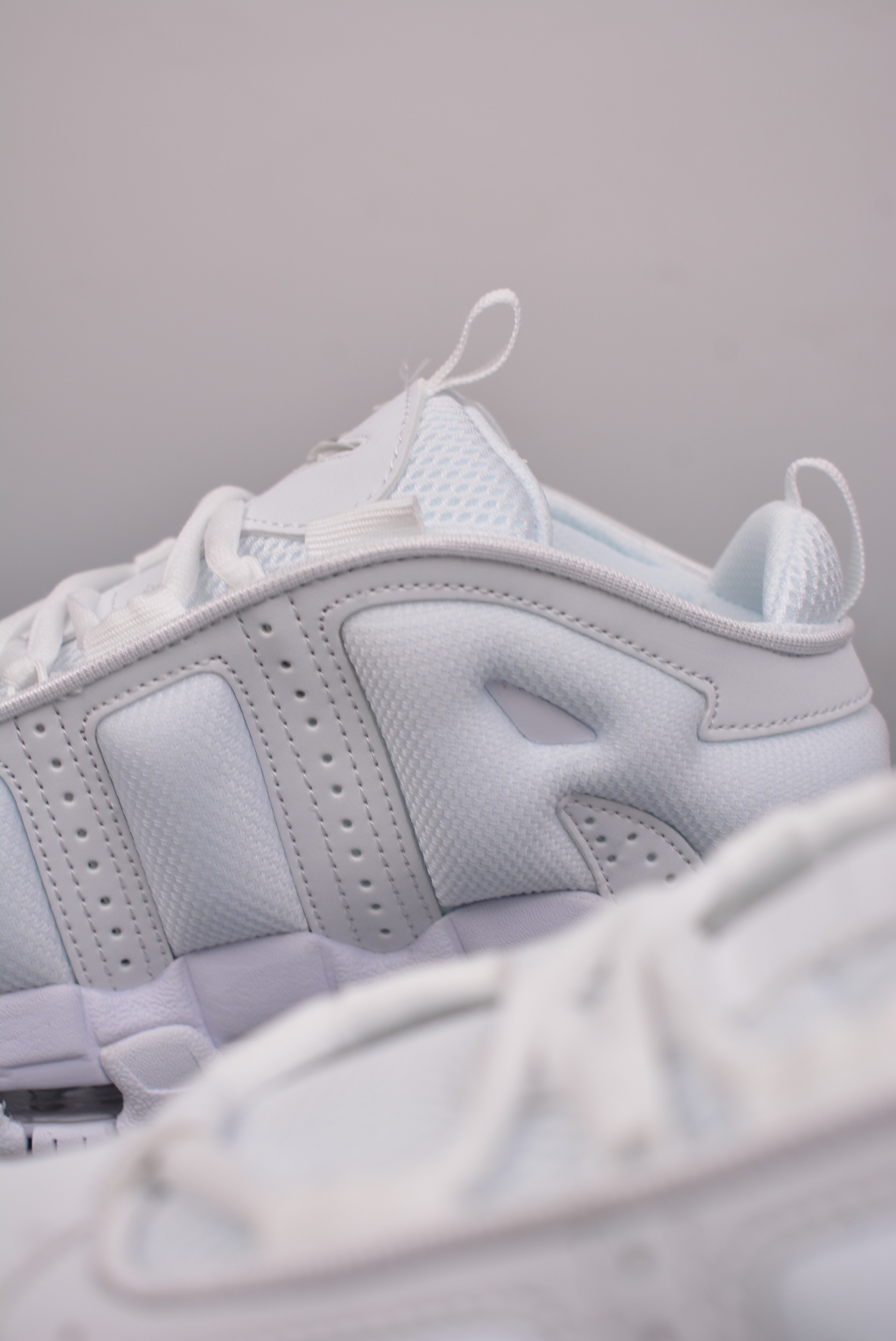 Nike Air More Uptempo Low All White 414962-104