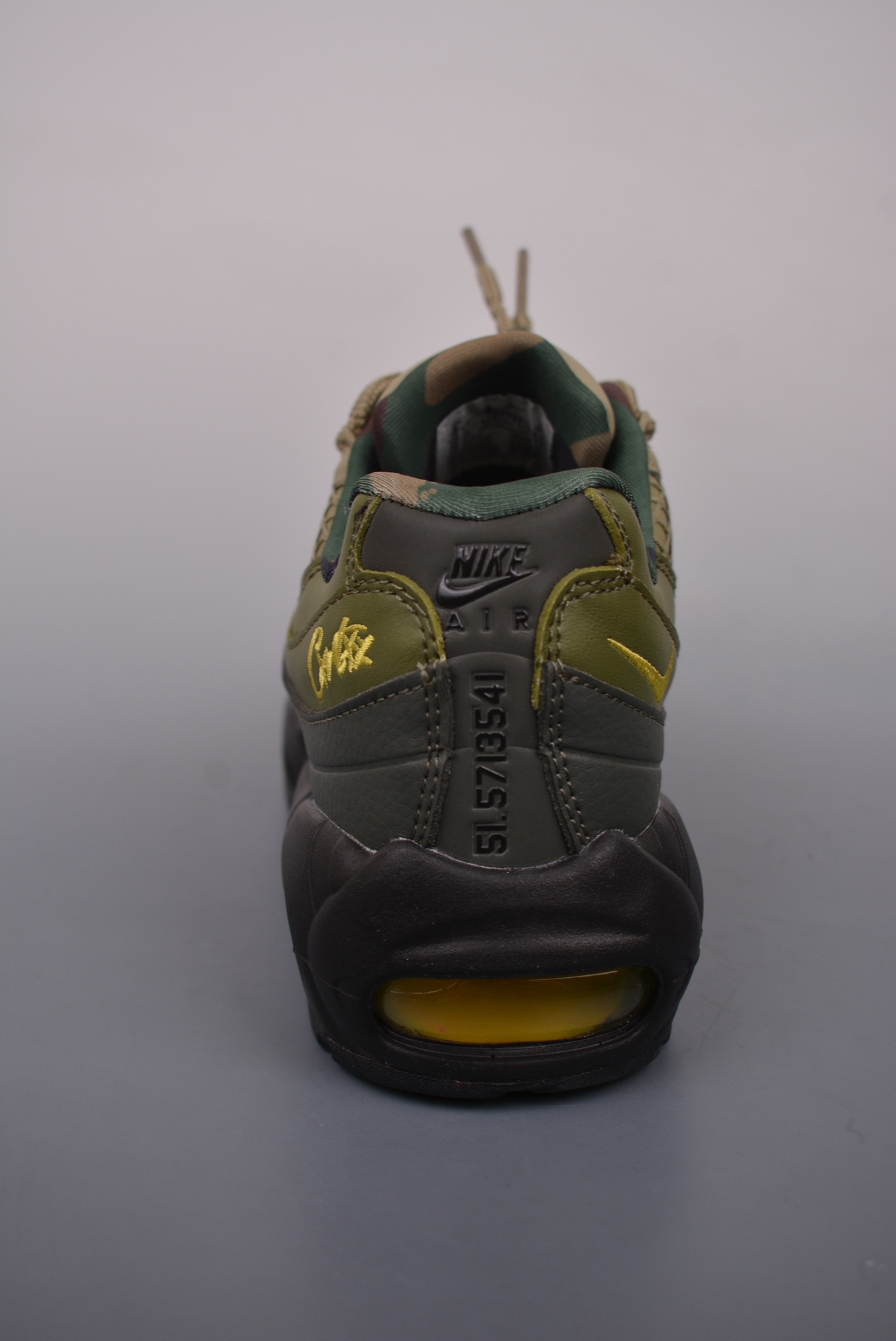 NIKE Air Max 95 air cushion running shoes military green camouflage