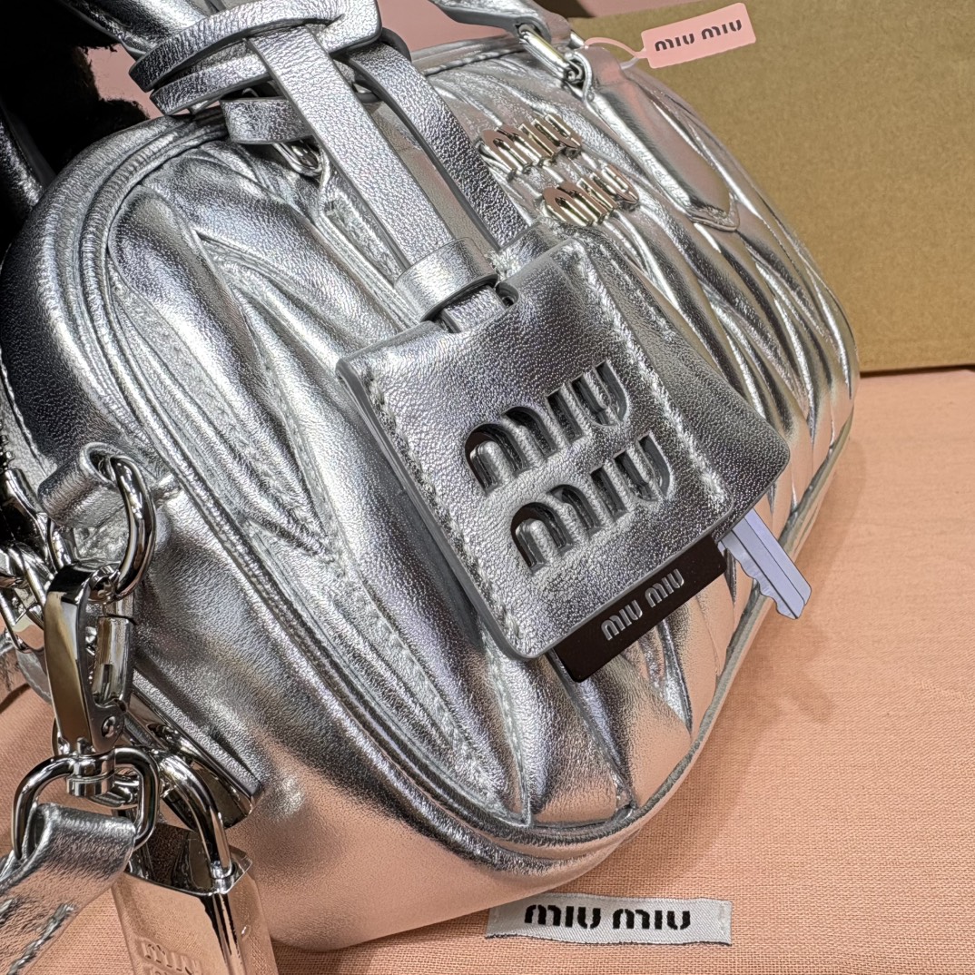 Miu Miu too etty bowling medium handbag 5BB124