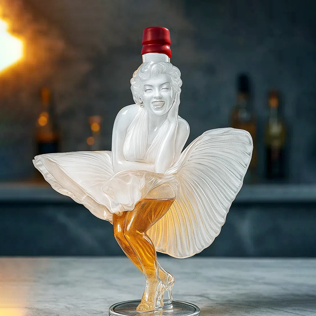 💋 Marilyn Monroe Whiskey Bottle — A Timeless Icon in Crystal and Gold