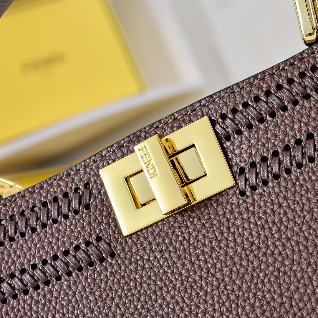 FENDI ekaboo iseeu small bag 3372