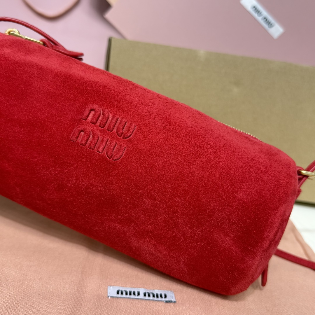 Miu Miu small bag 5NE851