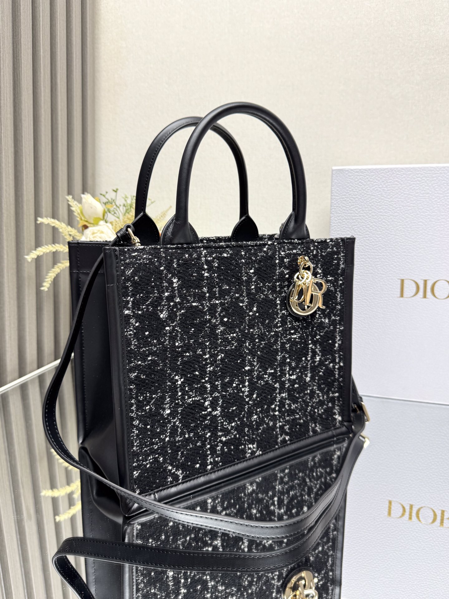 Dior BOOK TOTE handbag 7033 1325