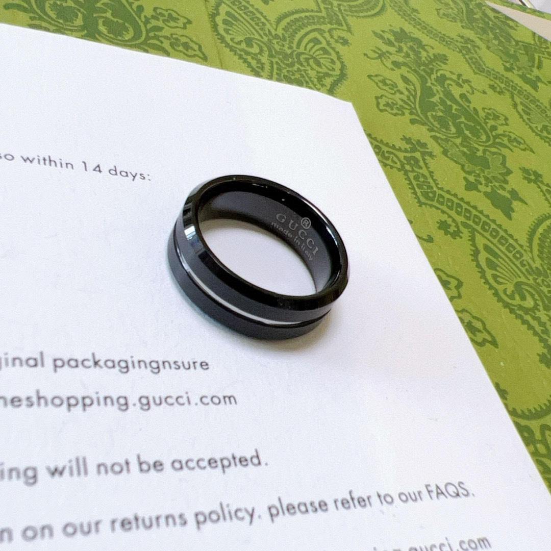 GUCCI Black Hollow Ring