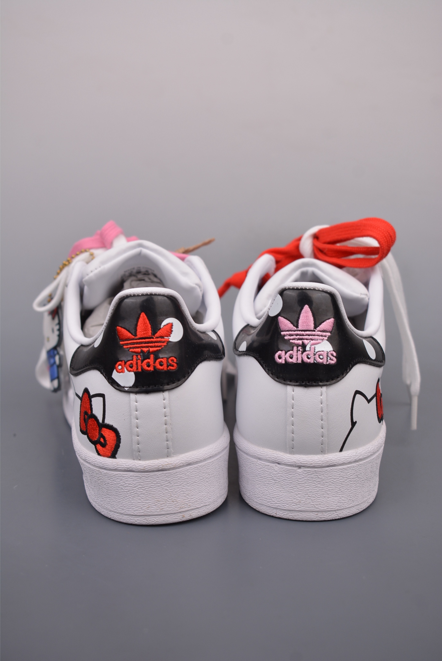 Hello Kitty x Adidas Superstar Bonega W Low White Black Red GW7168