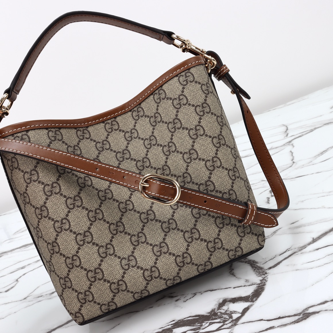 Gucci GG Emblem small bucket bag ‎815118 FAD6L 9758