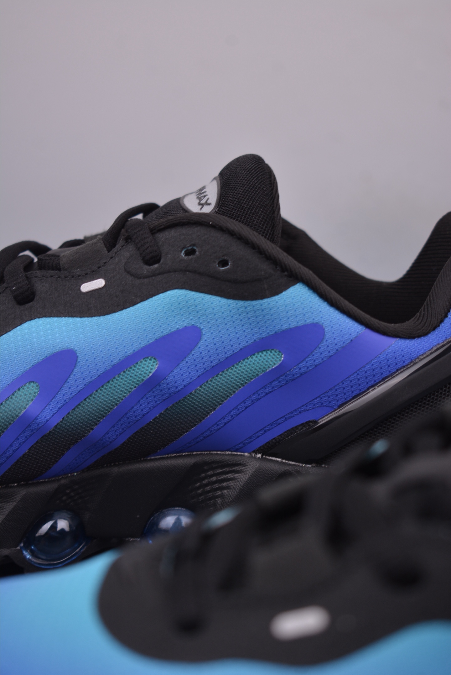 Nike Air Max DN8 running shoes royal blue black FQ7860-019