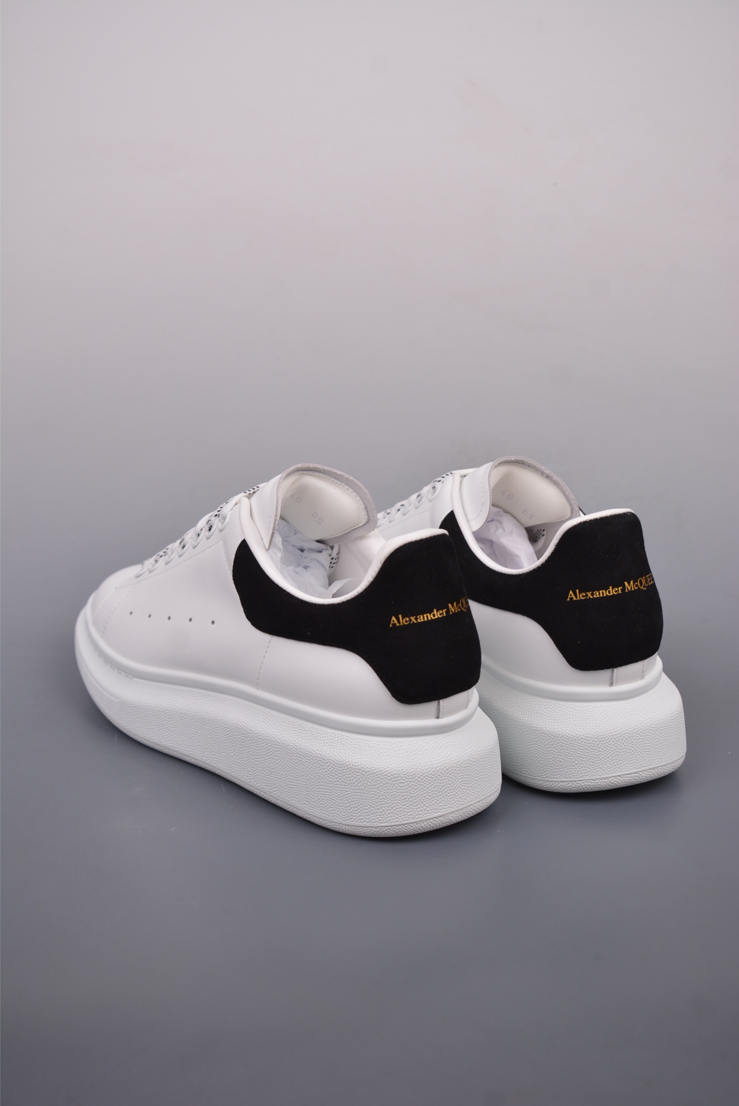 Alexander McQueen Oversized Sneakers Black Suede Tail 462214 WHGP7 9182