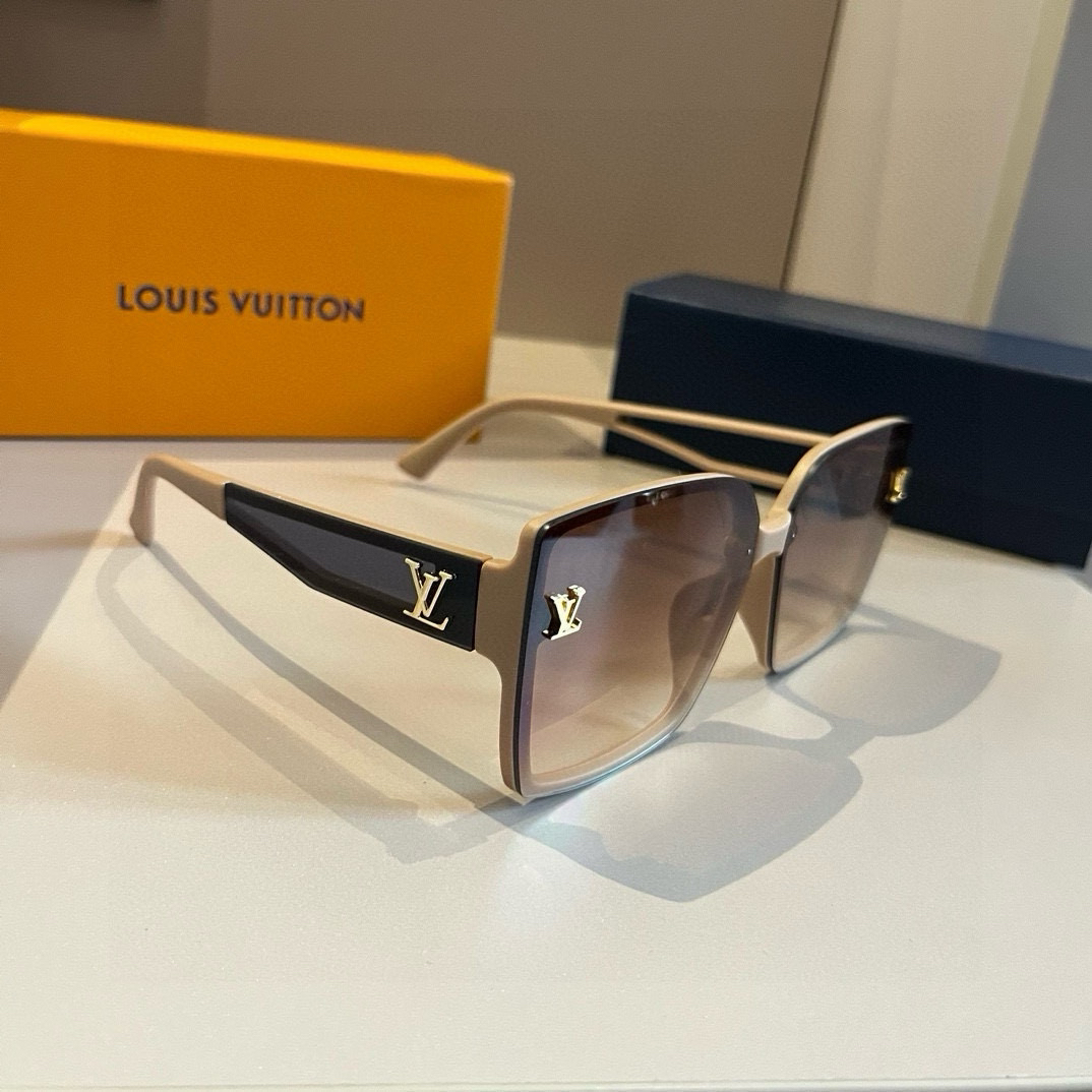Louis Vuitton square-frame sunglasses