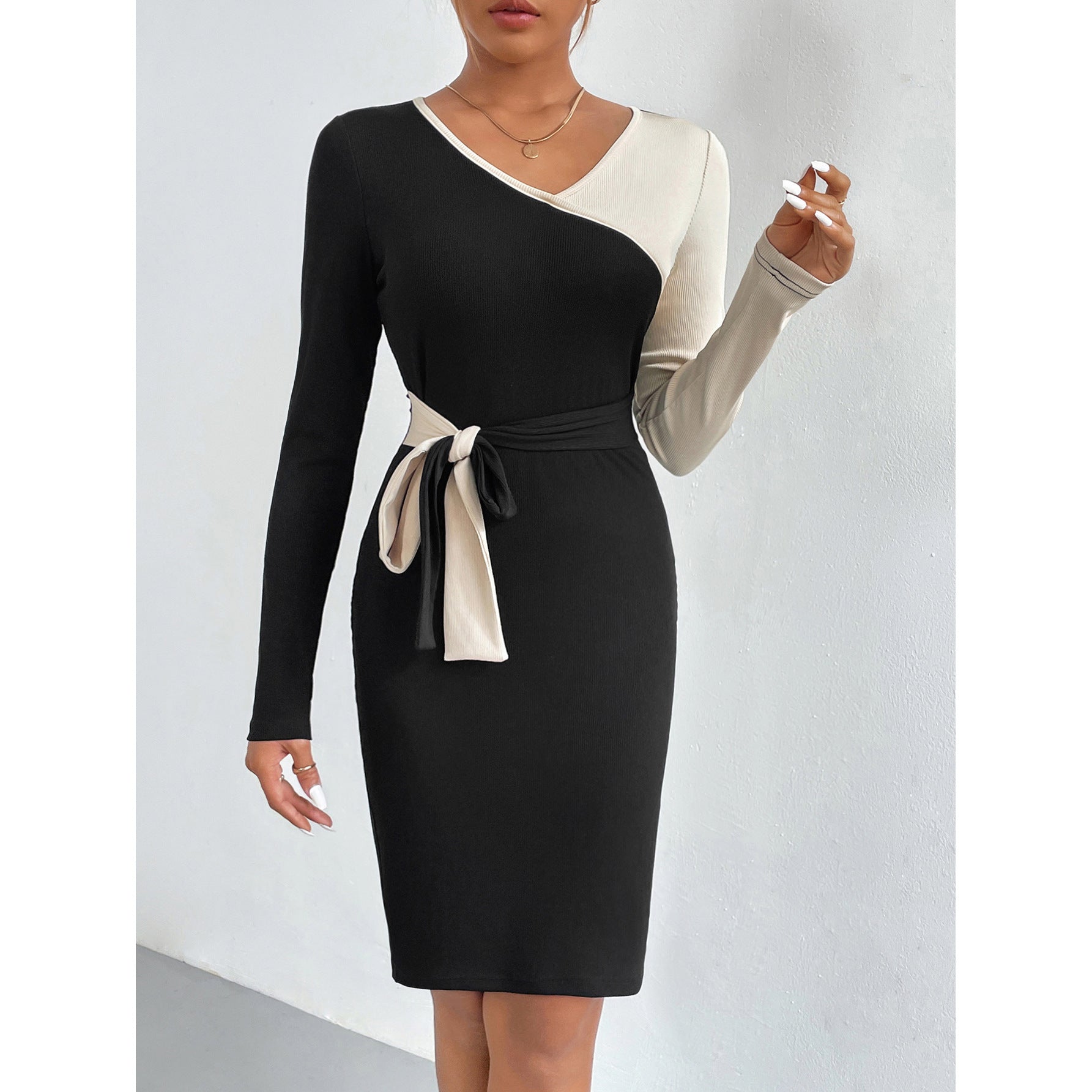 Women's Long Sleeve Sheath Dress with Tied Stitching Detail