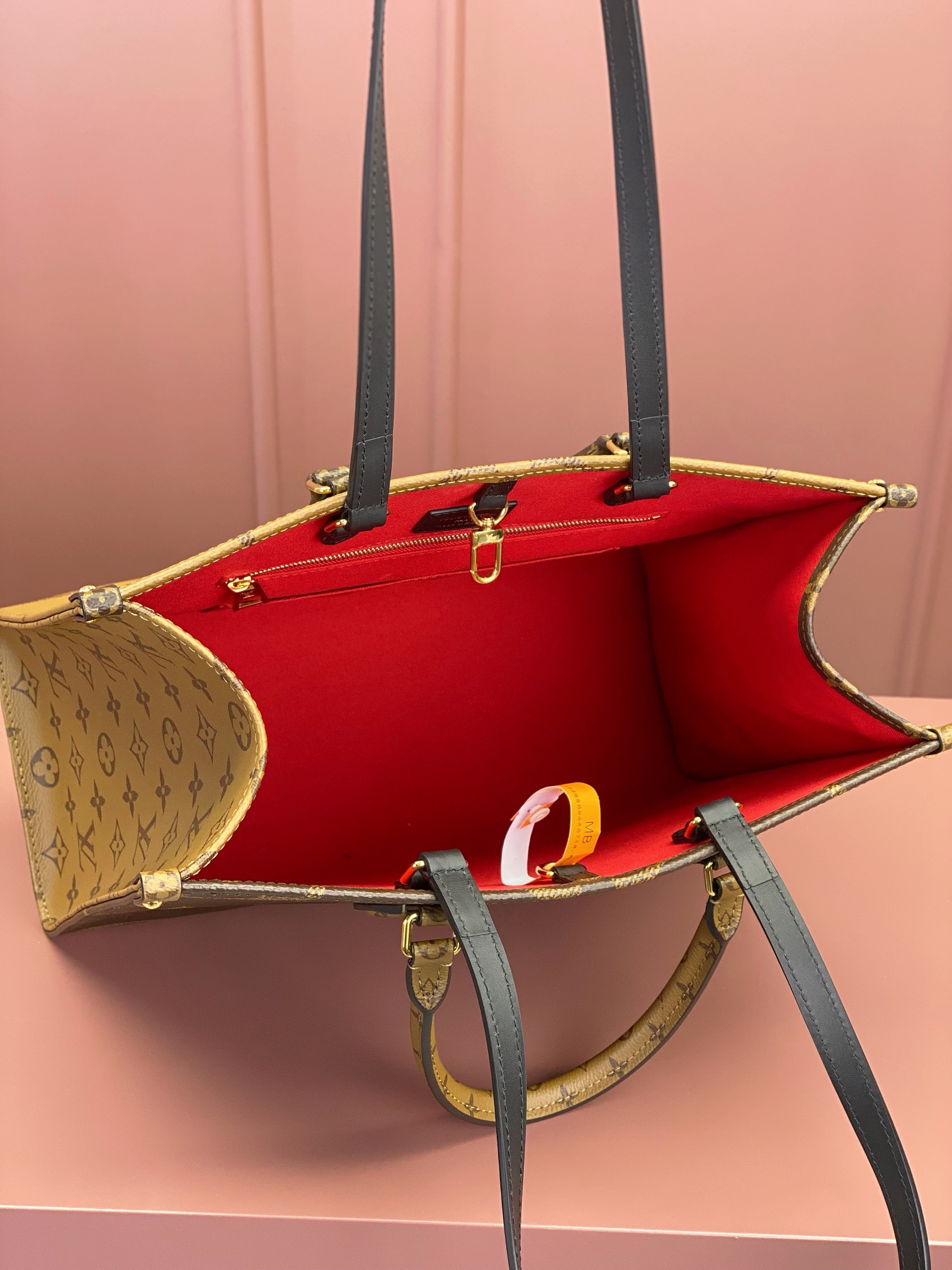 Louis Vuitton ONTHEGO Medium Handbag M45321
