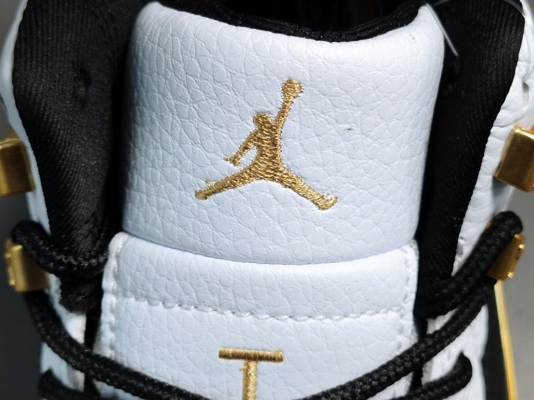 Nike Air Jordan 12 RetroRoyalty CT8013-170