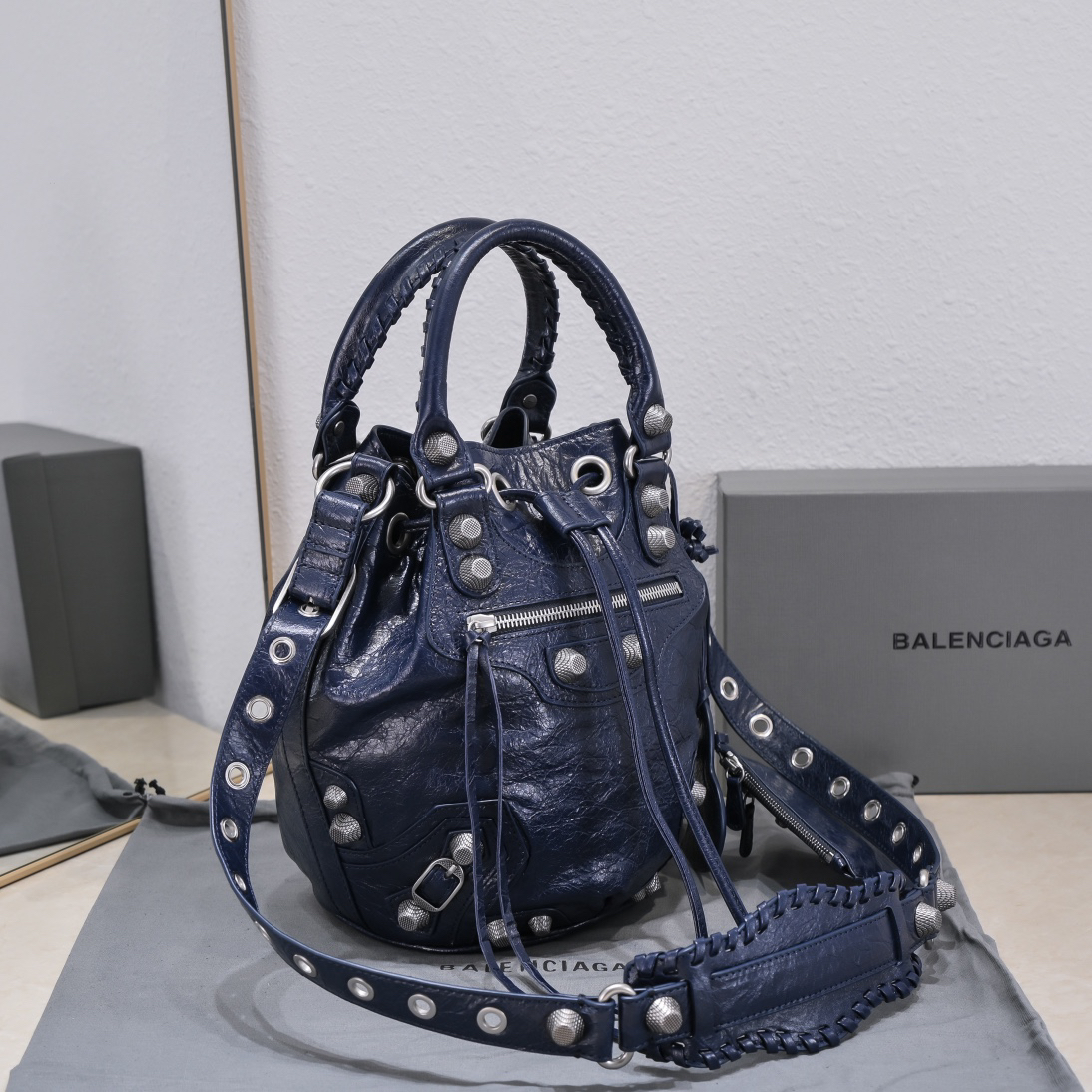 Balenciaga Le Cagole Bucket Bag