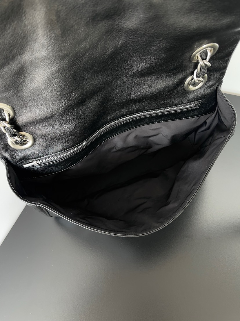 Balenciaga 2025 Early Spring Series MoDu Handbag