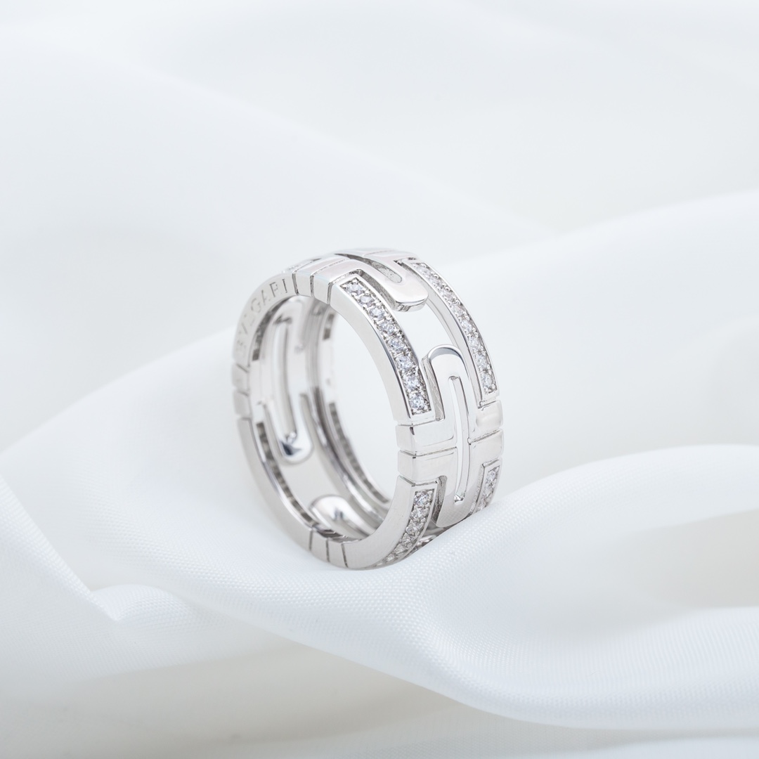 Bulgari Hollow Diamond Ring