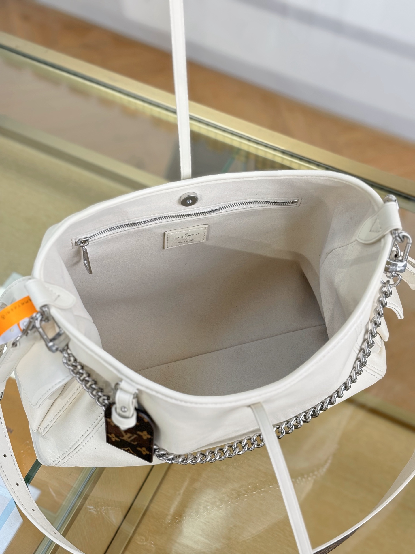 Louis Vuitton CARRYALL CARGO Small Handbag M12919