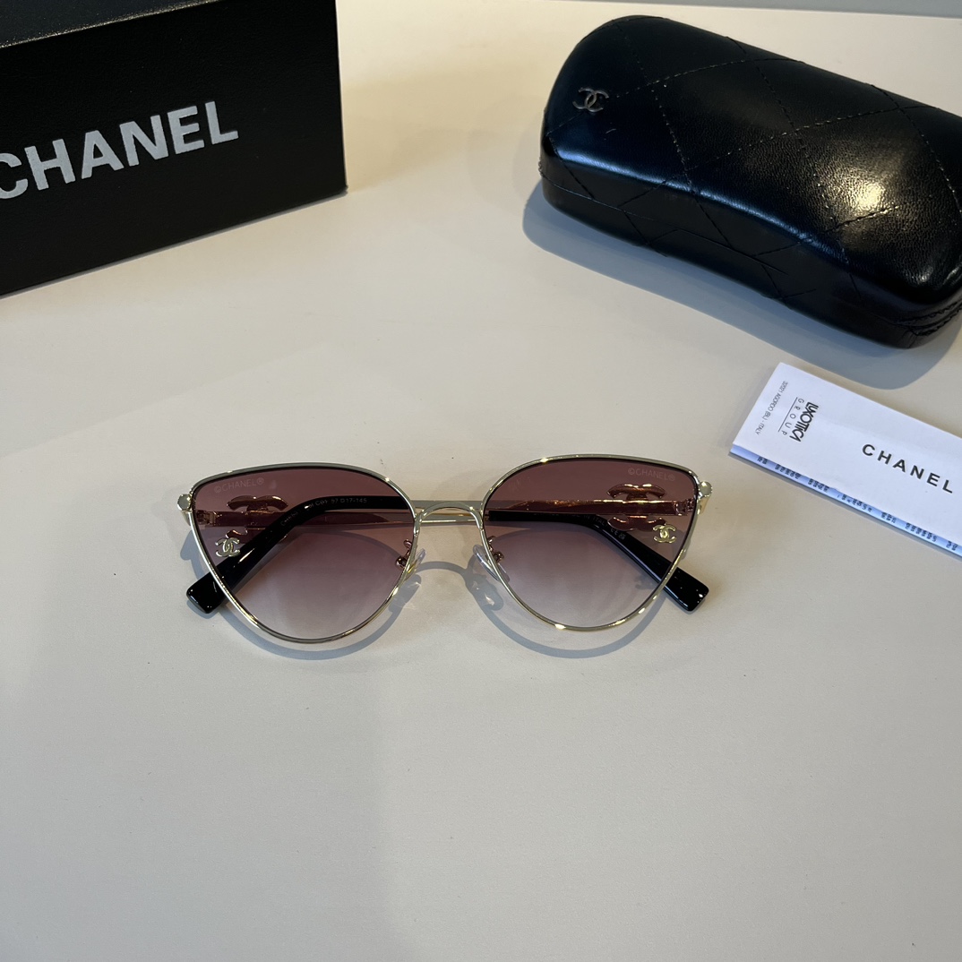 Chanel round frame sunglasses