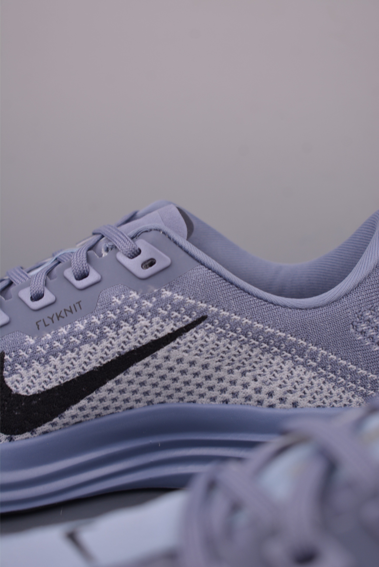 Nike Air Zoom Vomero Plus 