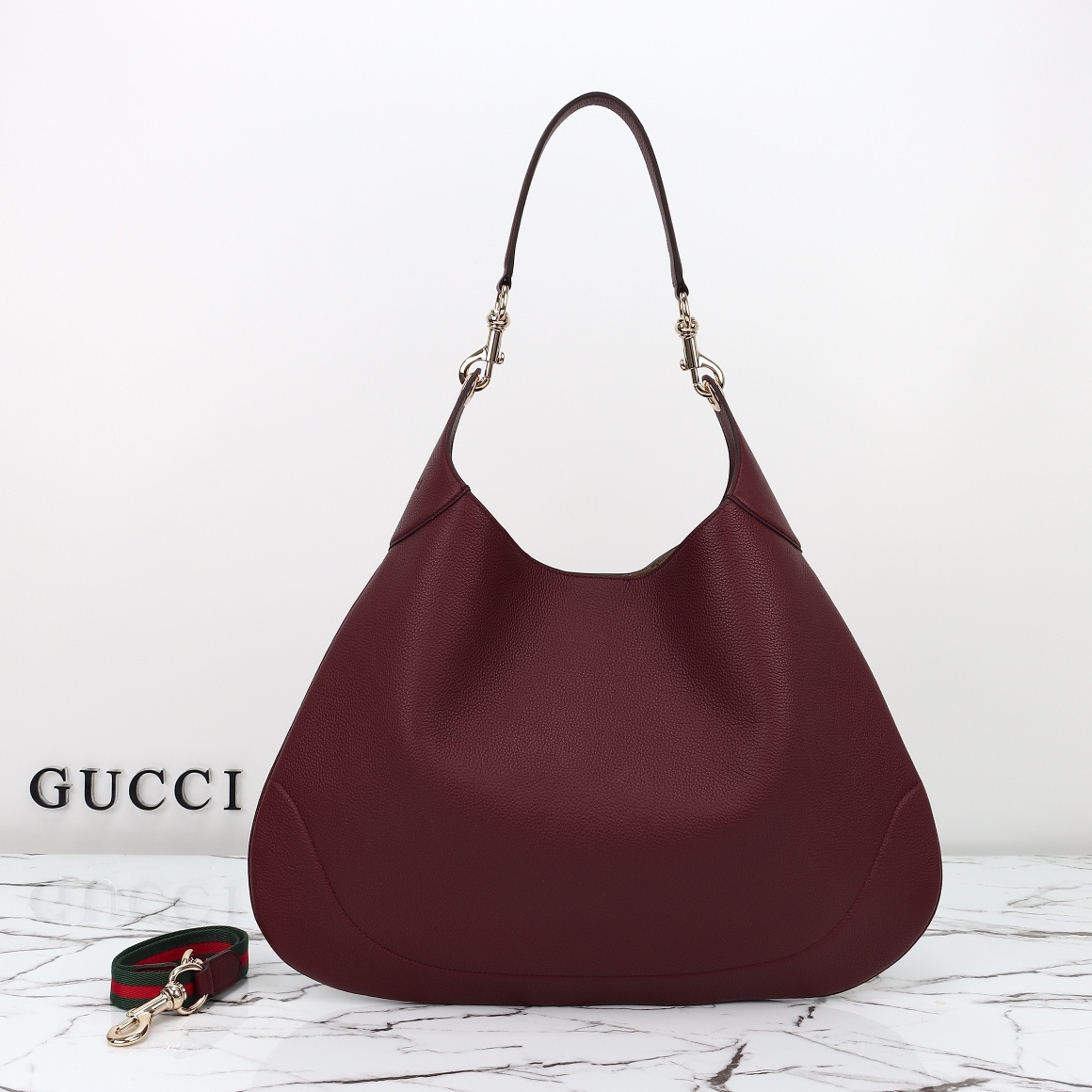 ci B large shoulder bag ‎820169 AAEJU 6248