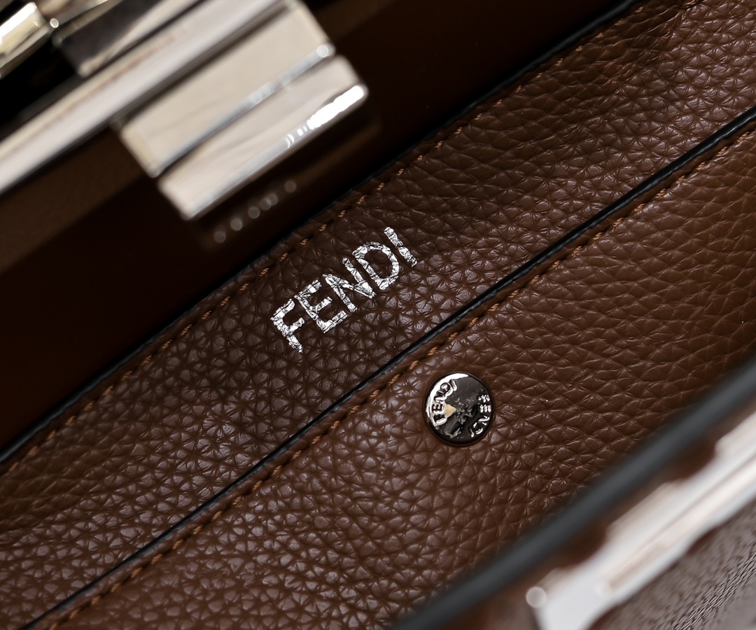 FENDI ekalboo macaron hand-sewn kitten bag 3361