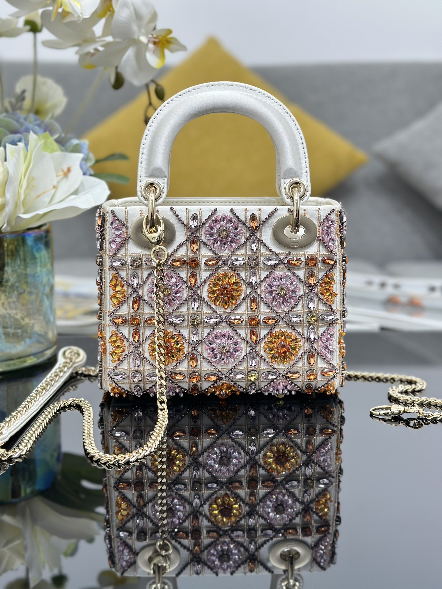 Dior Lady three-grid embroidery white and green diamonds horizontal version Princess Diana bag M0505