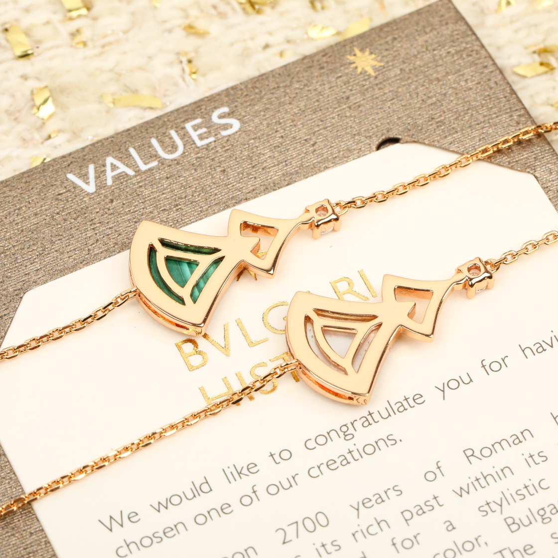 Bulgari DIVAS DREAM series rose gold bracelet
