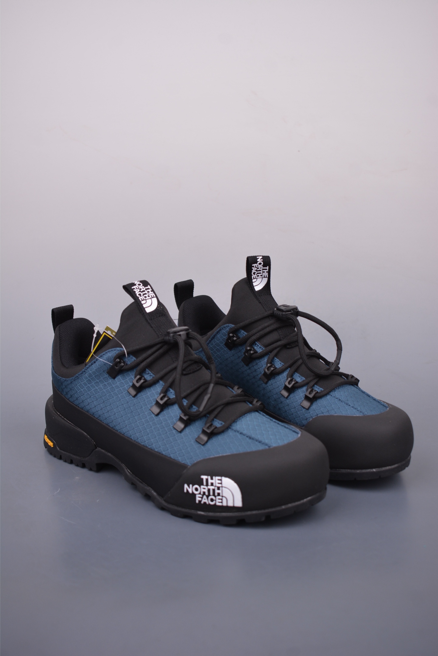 The North Face Glenclyffe Low sneakers black blue NF0A817B