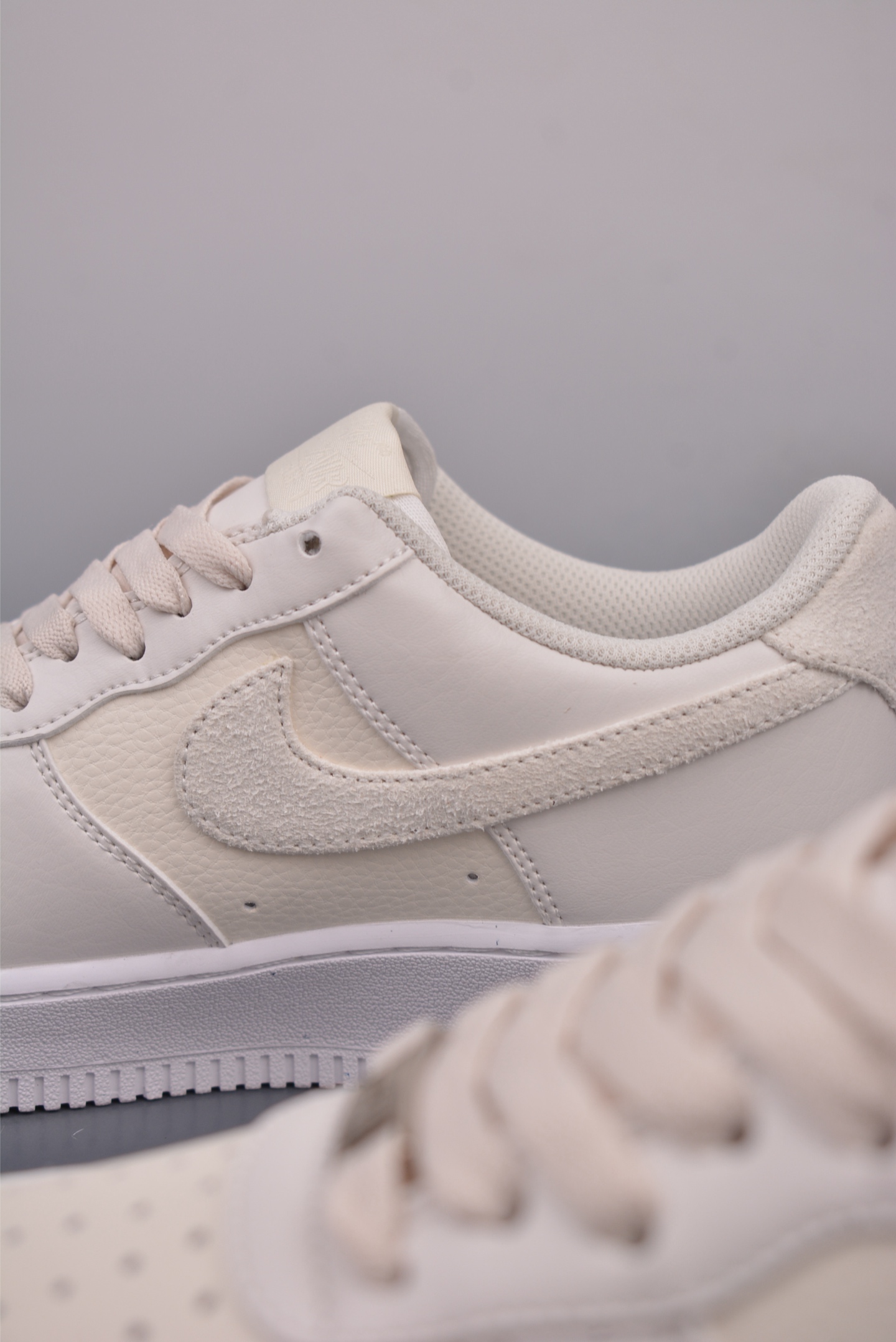 Nike Air Force 1´07 Low sports shoes off-white HQ3905-001