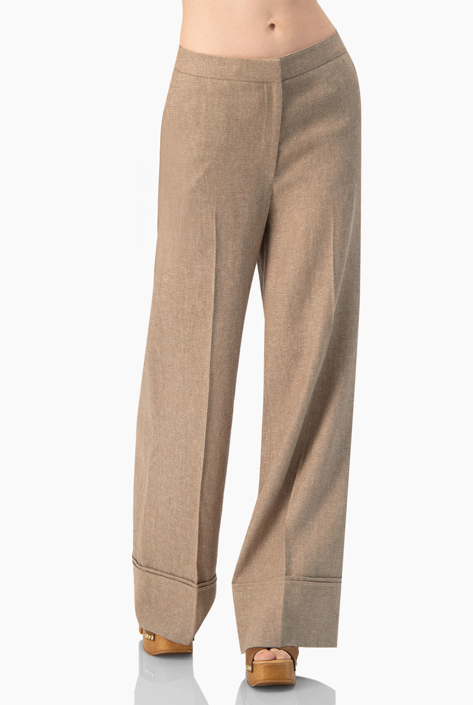 Pantalon amplio y bolsillos