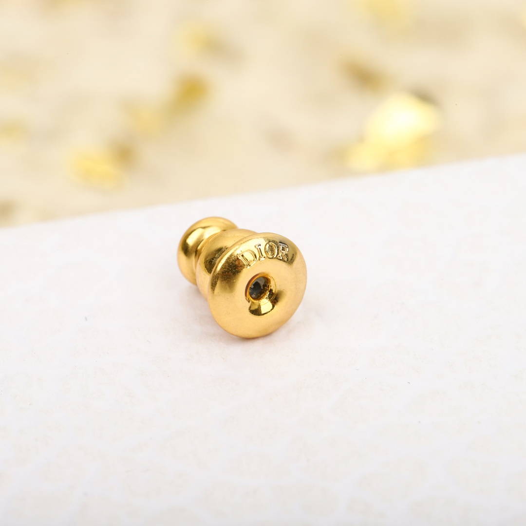 Dior full diamond heart earrings