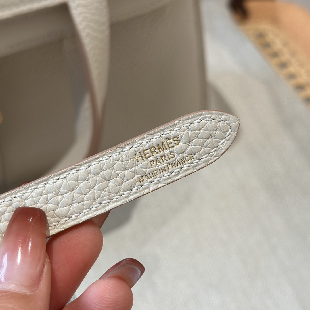 Hermès Halzan 10Craie Handbag (Handmade to Order)