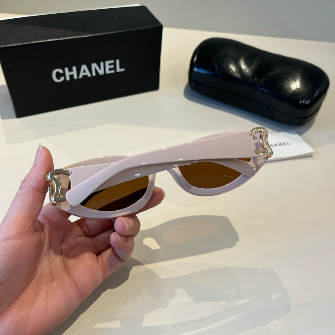 Chanel round frame sunglasses