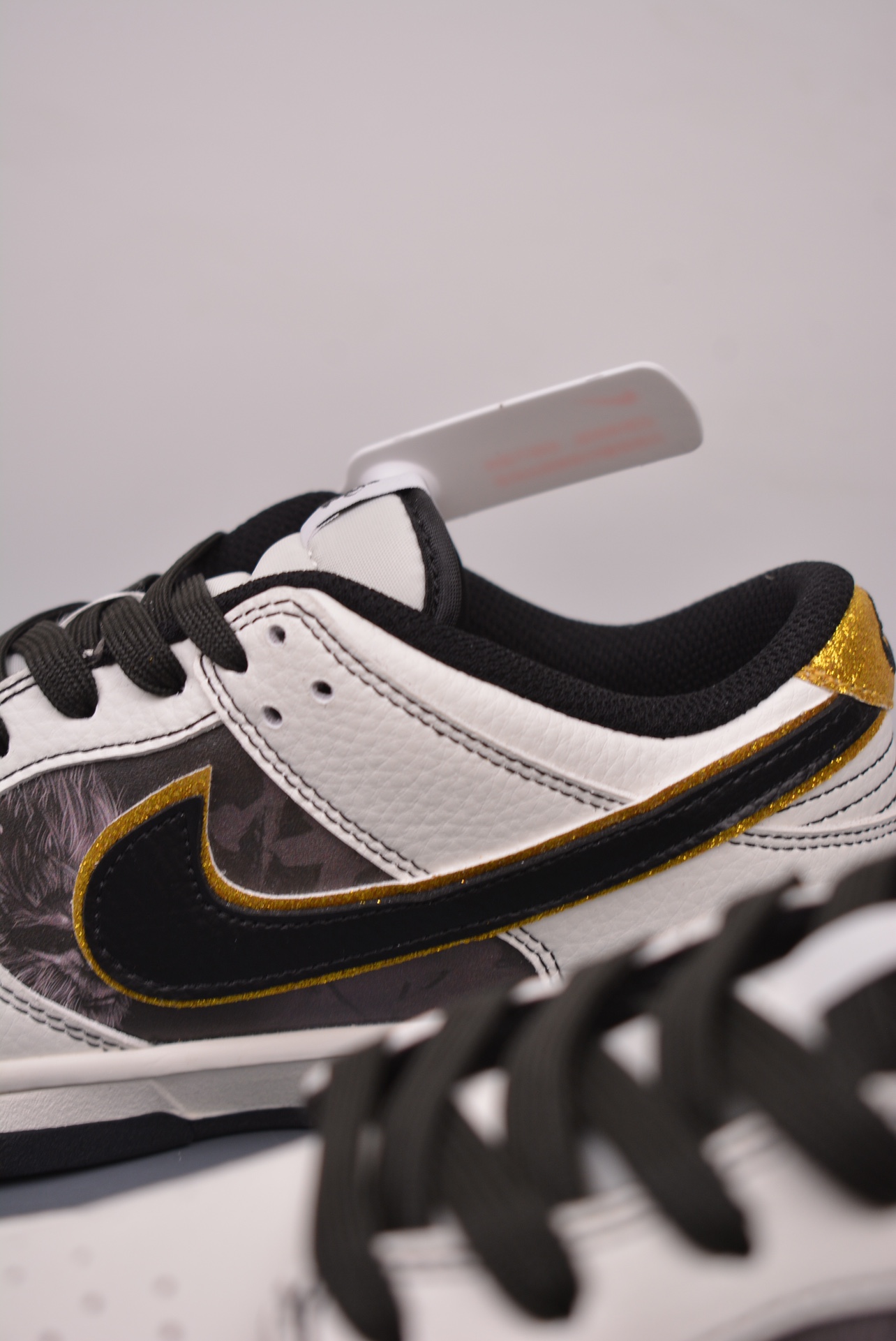 Nike SB Dunk Low Black Myth Wu kong white black gold LW1818-106