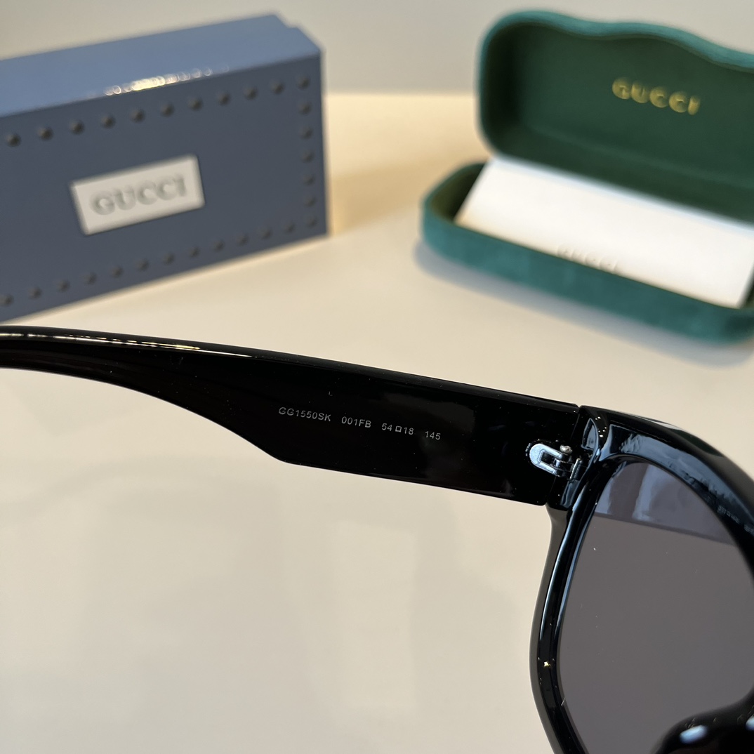 Gucci Round Frame Sunglasses