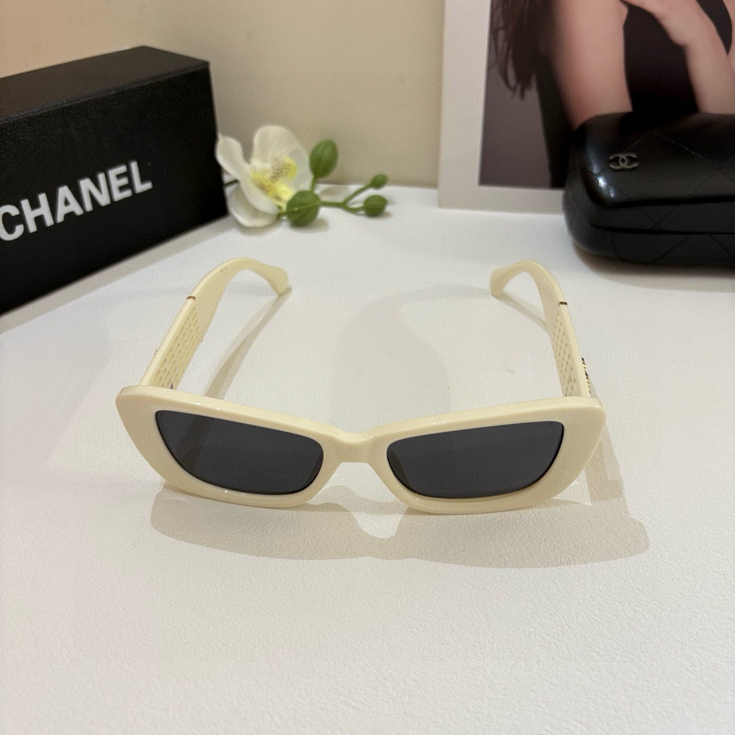 Chanel round frame sunglasses