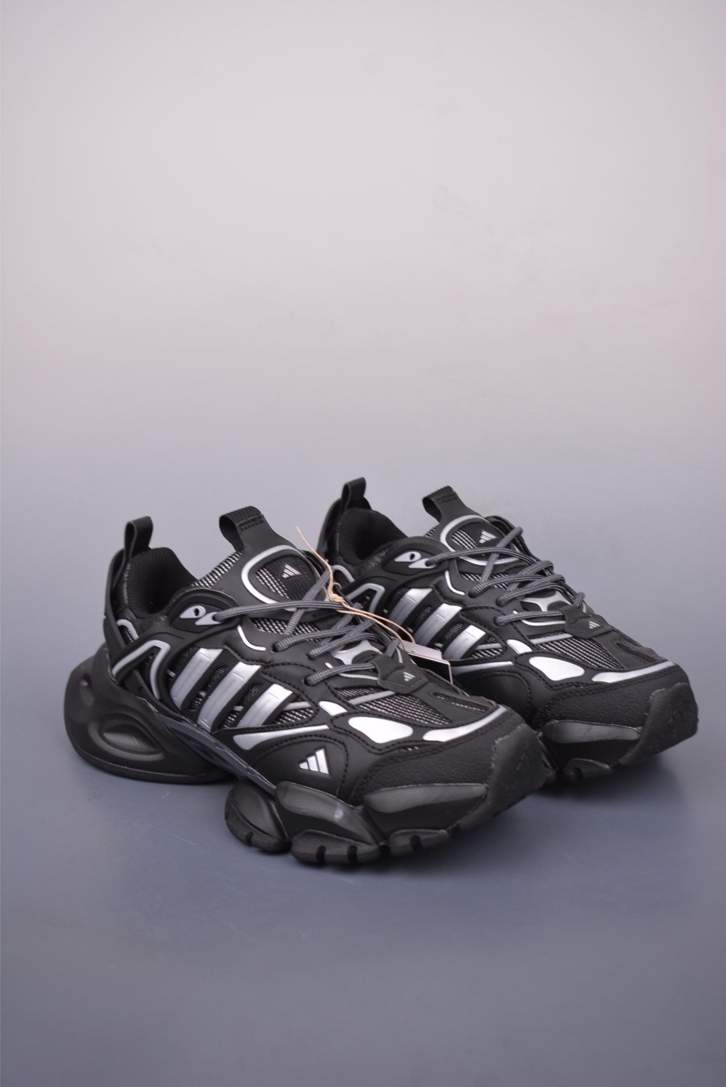 Adidas XLG Runner Deluxe Daddy Shoes Black Silver White JR9173