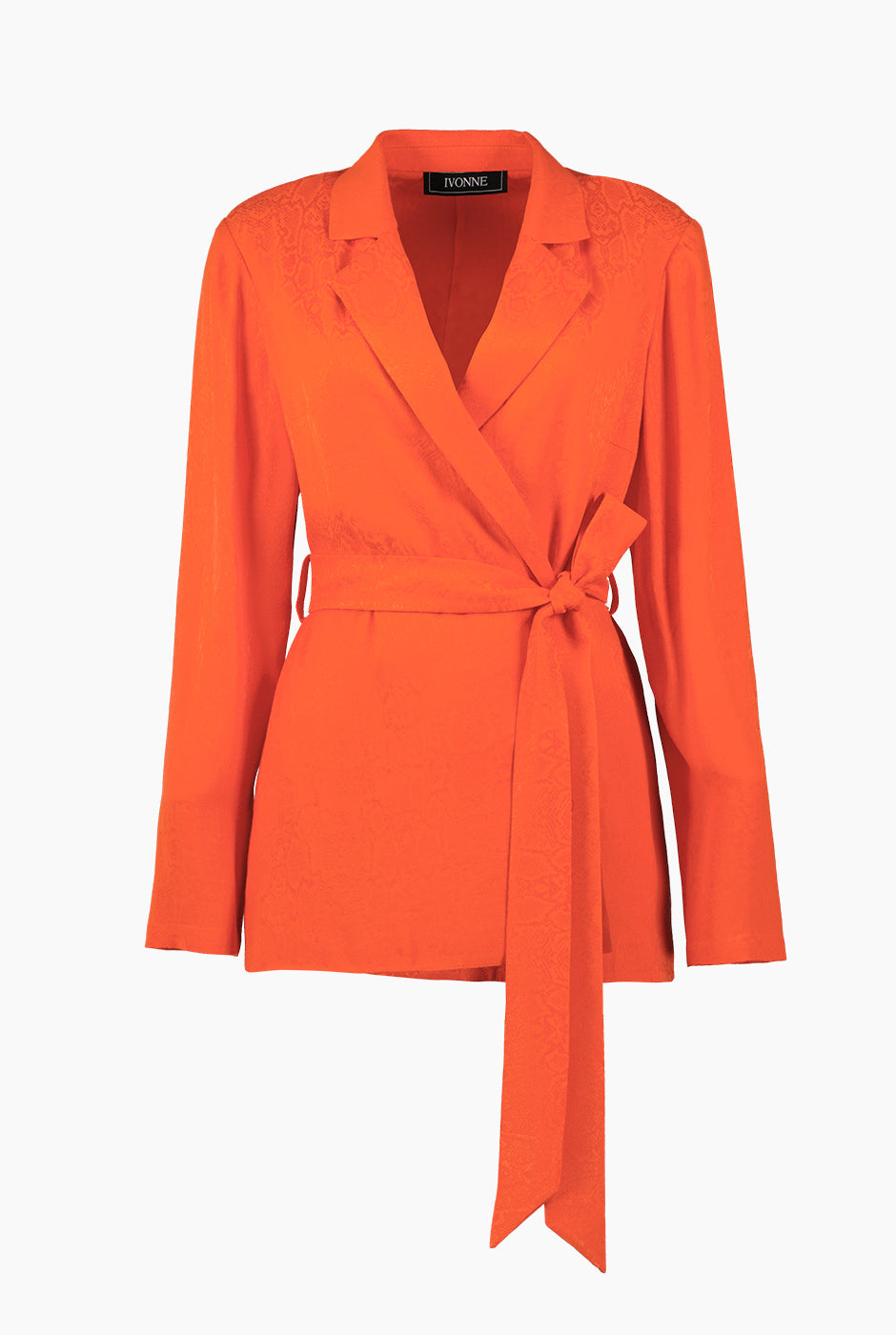 Saco blazer cruzado con cinta en cintura