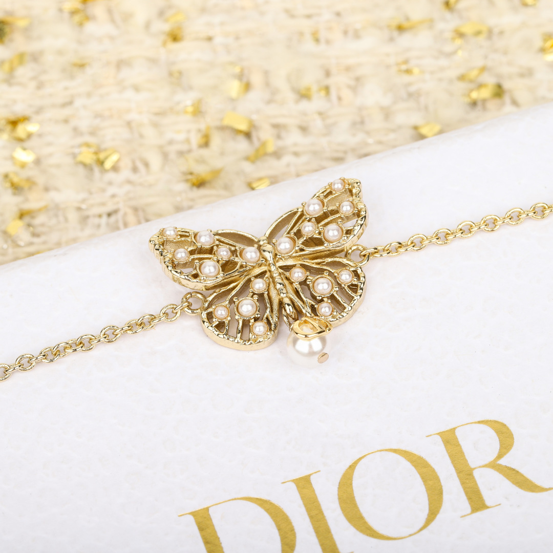 Dior hollow butterfly bracelet