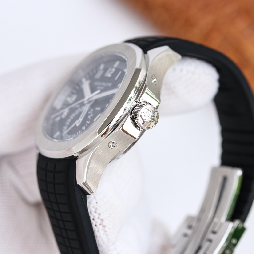 Patek Philippe Aquanaut 5164A-001