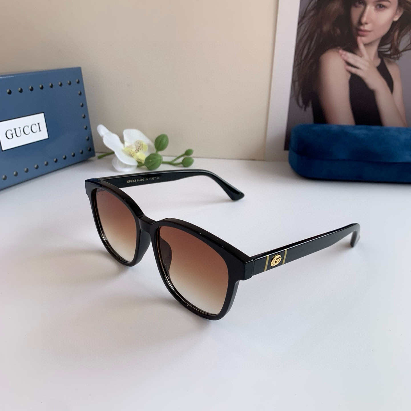 Gucci Round Frame Sunglasses