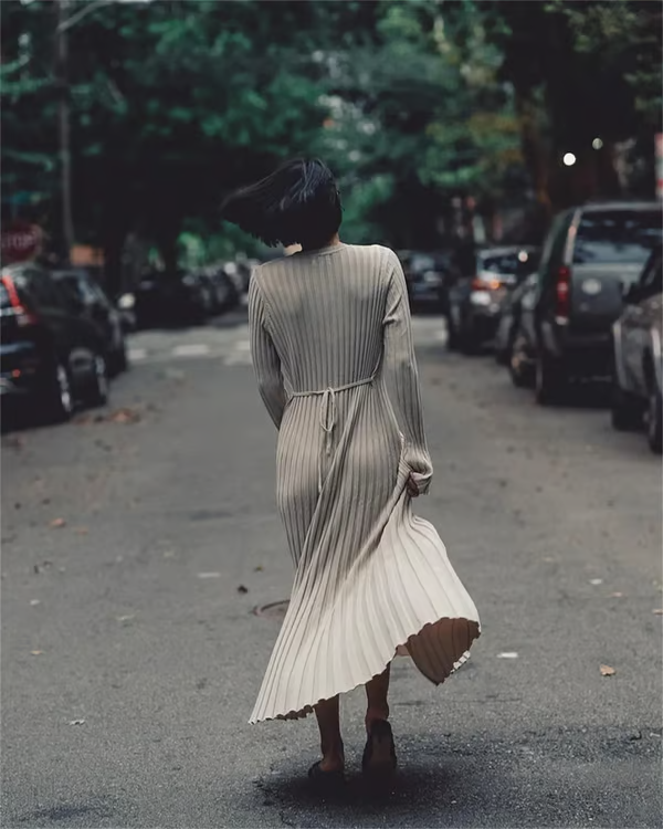 😍Hot Promotion 49% OFF🔥2024 Fall New Sleeved Knit Midi Dress