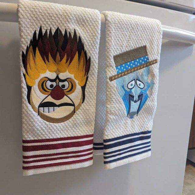 On Sale🔥Heat Miser Snow Miser Christmas Towel